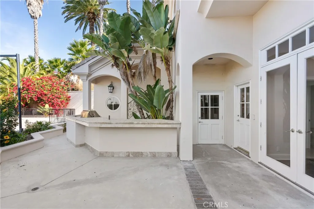 5081 E Copa De Oro Drive, Anaheim, California 92807 home-pic-48